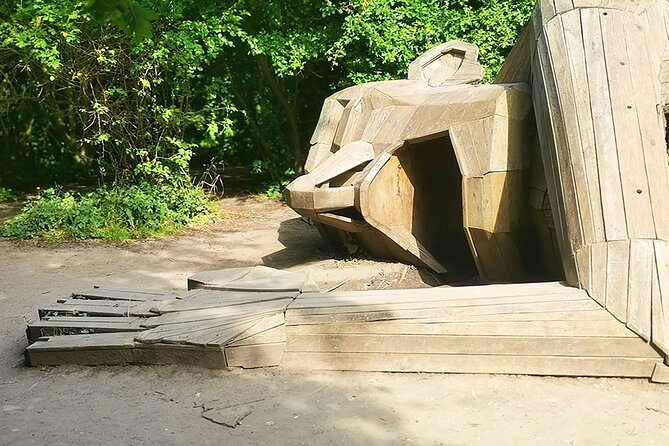 E-biking Central Forgotten Giants' s Adventure - Weather, surfaces, and the meeting point