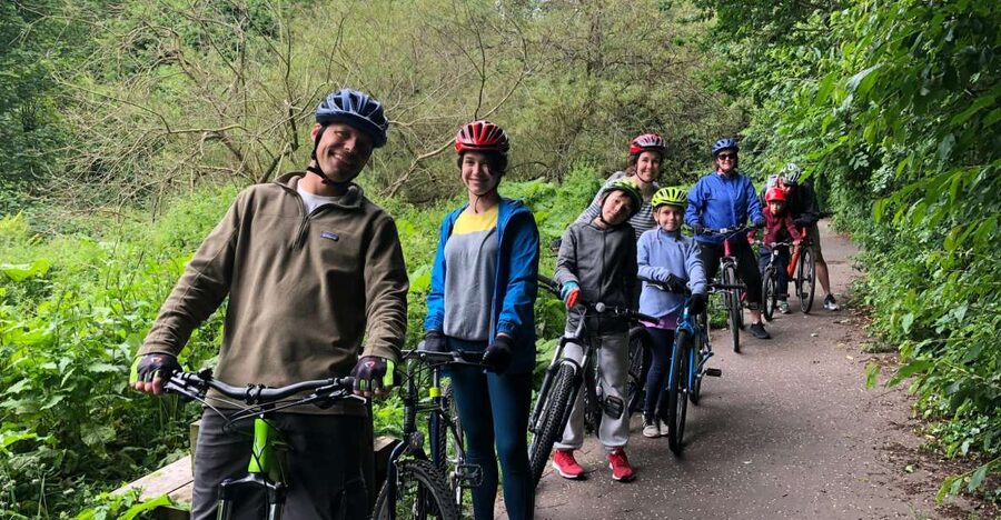 Edinburgh: Cycle Tour to the Coast (family friendly) - The John Muir Way leads you toward Portobello