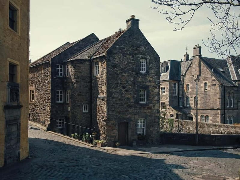 Edinburgh: E-Bike Tour with Scenic Views - Holyrood Palace and the Scottish Parliament