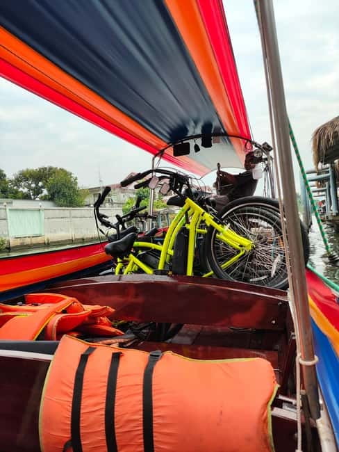 Electric Bike Tour - Talat Noi, where old lanes meet local art