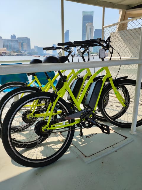 Electric Bike Tour - Chinatown by bicycle instead of taxi