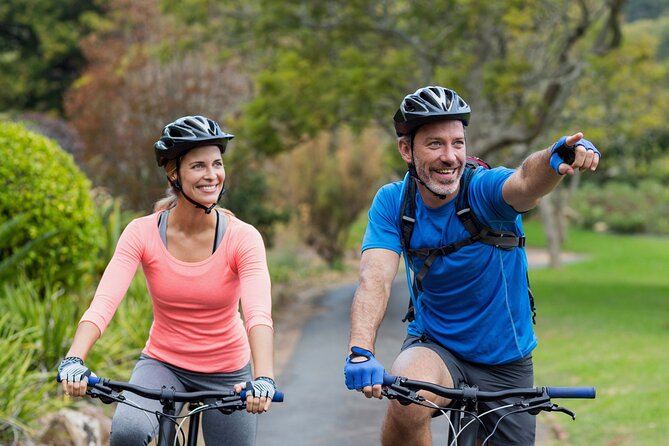Electric Bike Tour of Bend & Deschutes River - The 15-minute safety briefing and practice lap