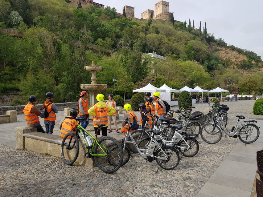 Electric Bike Tour with 2 Options to Explore Granada - The guides shape the experience