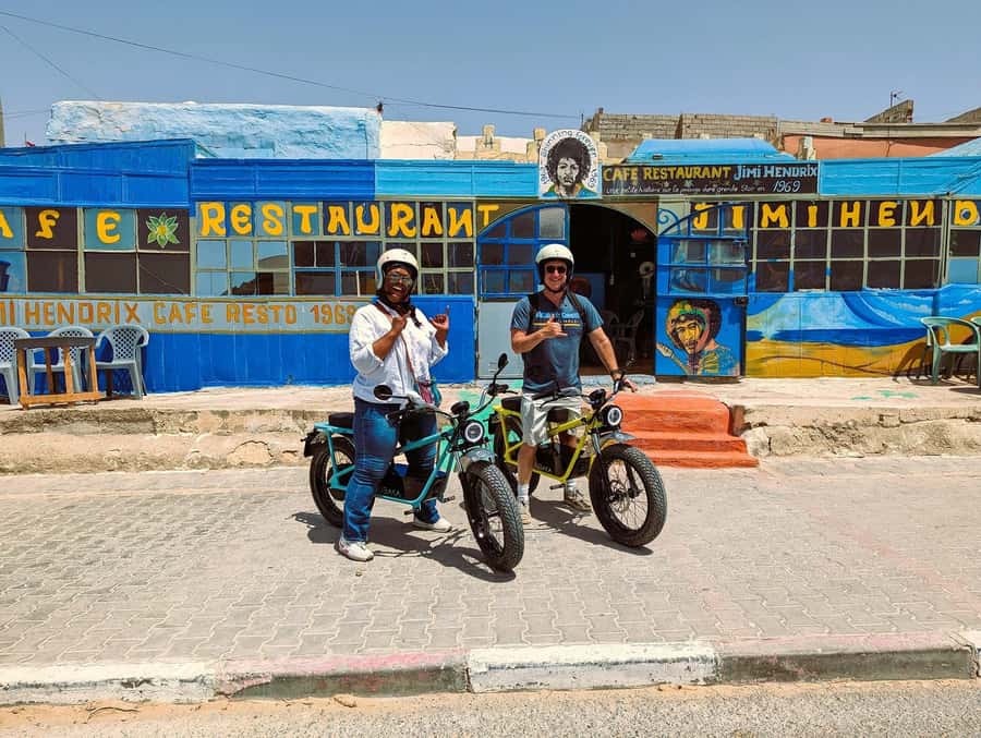Essaouira: Area Highlights Guided E-Bike Tour - From Bab Sbaa to the beach and Mogador views