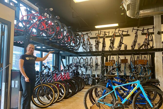 Essential Portland Oregon Bike and E-Bike Tour! - The Arts District, Powell’s, and Portland’s center