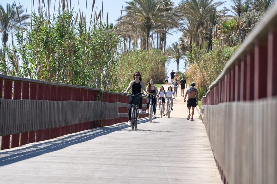 Estepona best kept secrets: City bike guided tour - Cultural stops with a lighter physical pace