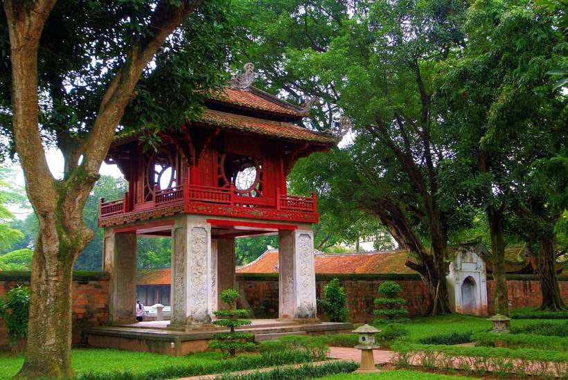 Explore Hanoi Old City By Cycling Tour With Small Groups - Why cycling gives you a different Hanoi