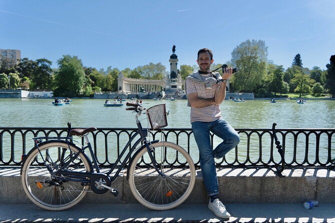 Explore Madrid by bike taking photos with Benja - Almudena Cathedral and the Royal Palace viewpoint