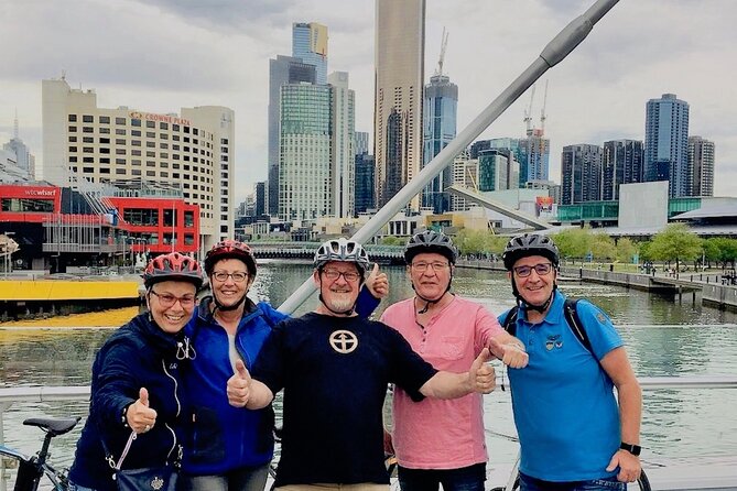 Famous Melbourne City Bike Tour - Shrine of Remembrance and the public gardens