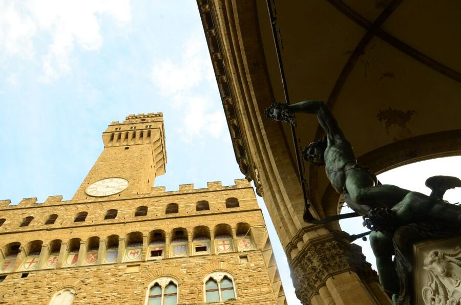 Florence: 2-Hour Guided Sightseeing Bike Tour - Republic Square and the political heart of Florence