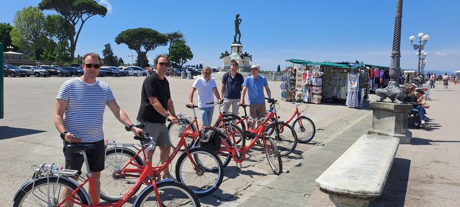 Florence: City Highlights Bike Tour - Santa Maria Novella and the return to the center