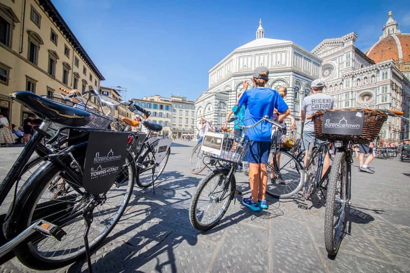 Florence: Guided Bike Tour in Small Group - Piazza della Signoria and Florence’s outdoor stage