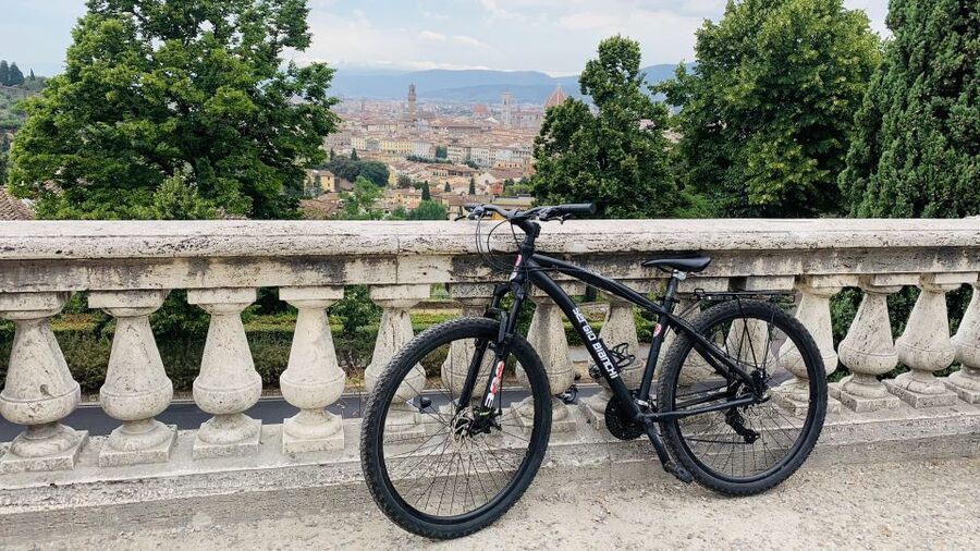 Florence: Guided Bike Tour with Piazzale Michelangelo - The ride to Piazzale Michelangelo