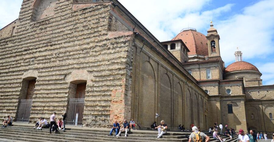 Florence Medici Bike Tour – Cycle Through History and Power - Ponte Vecchio and the Medici power route