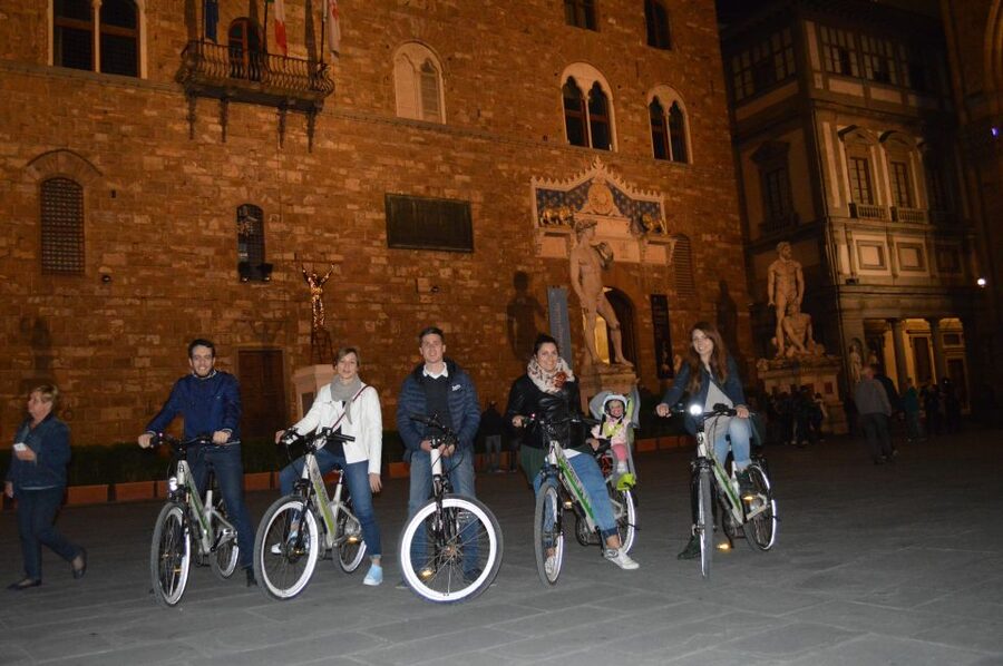 Florence: Night Tour by Electric Bike - Returning through Florence’s lit monuments