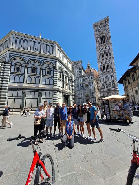 Florence: Private Bike Tour - The Arno, Ponte alle Grazie, and the Old Bridge