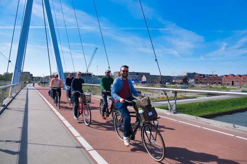 Food Tour by Bike: enjoy 6 bites and cycle trough Utrecht - De Conciërge and the city’s reused spaces
