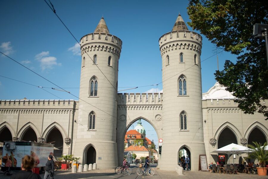 From Berlin: Gardens & Palaces of Potsdam Bike Tour - Potsdam’s center, Dutch Quarter, and Brandenburg Gate