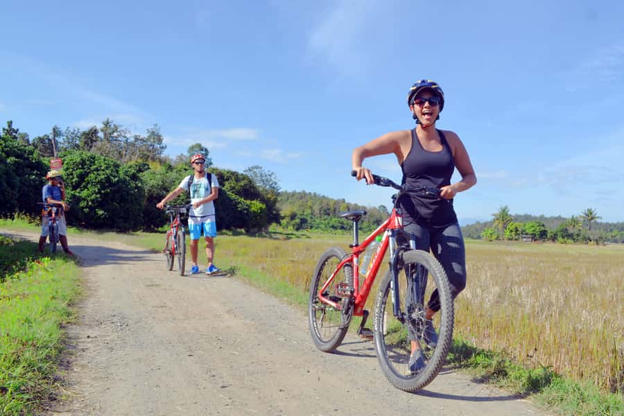 From Chiang Mai: Mae Taeng Valley Hike & Bike Day Trip - The 15 to 20 kilometer ride through the valley