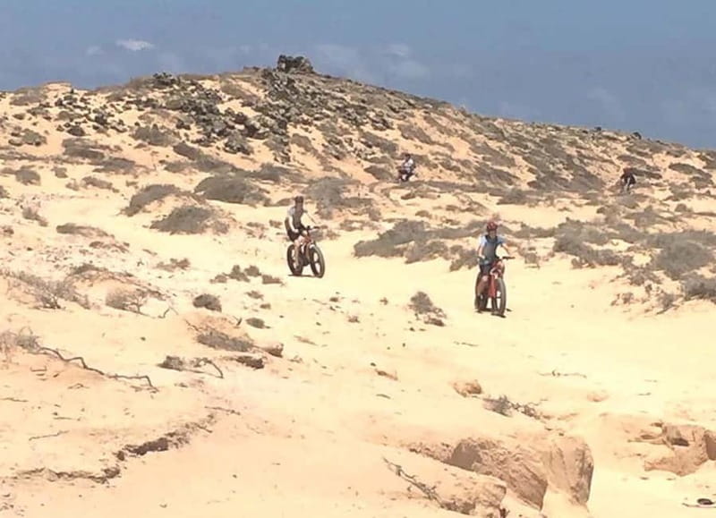 From Corralejo: Fuerteventura Guided E-Bike/E-scooter Tour - Getting started with a practice ride