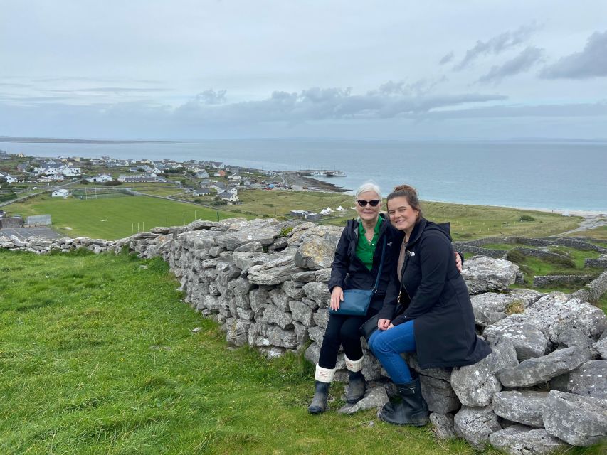 From Galway: Day Trip to Inisheer with Bike or Bus Tour - Sunken churches, shipwrecks, and the castle