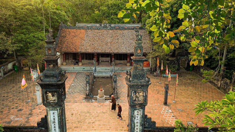 From Hanoi: Ninh Binh Trip with Cycling & Buffet Lunch - Bus comfort and the long road home