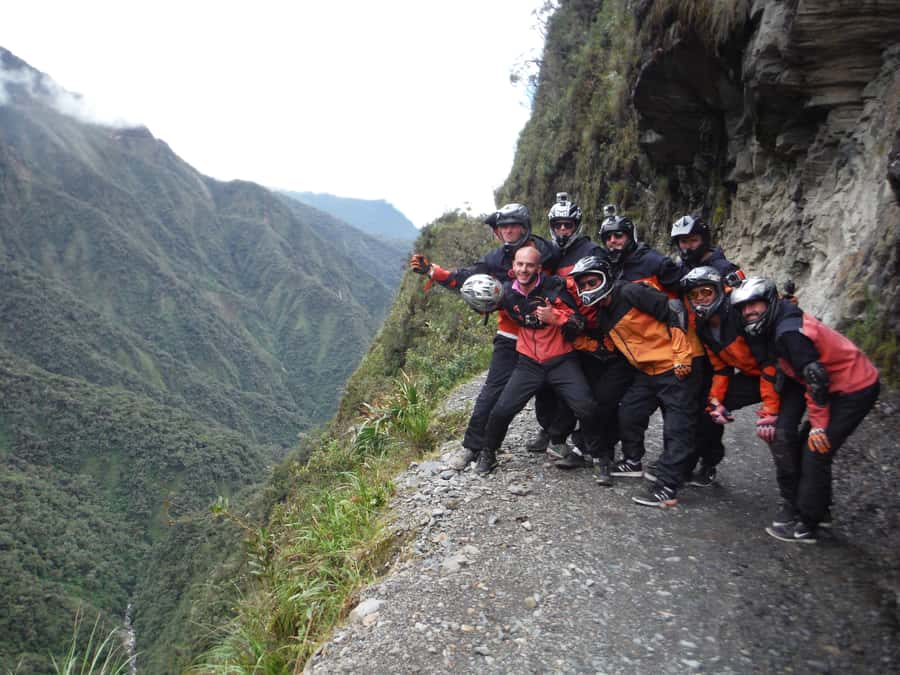 From La Paz: The World's Most Dangerous Road Biking Tour - Who should book this ride