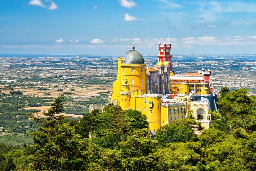 From Lisbon: Sintra to Cascais Full-Day Guided E-Bike Tour - Getting the Bosch e-bike ready in Lisbon