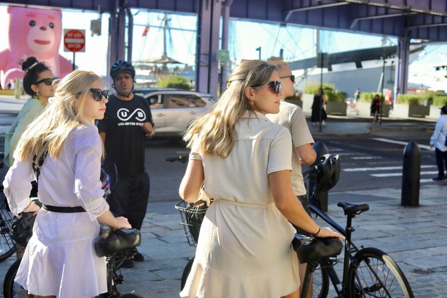 From Manhattan: 2-Hour Brooklyn Bridge Bike Tour - Starting at 79 Chambers Street