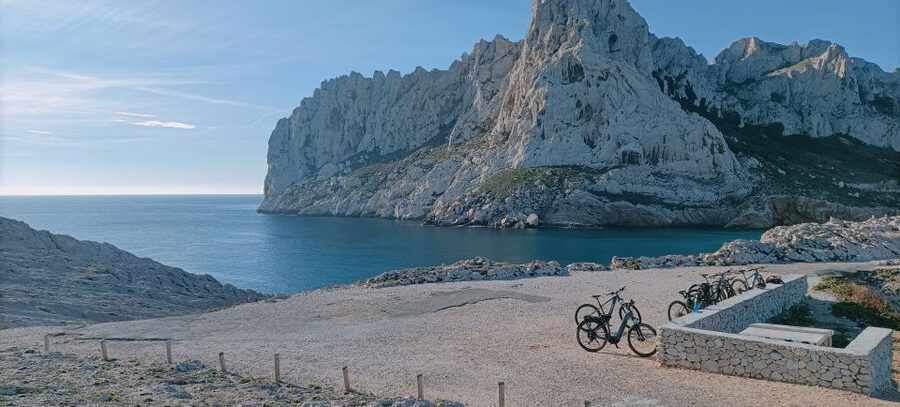 From Marseille: Calanques National Park E-Mountain Bike Tour - Crête des Escampons and the ride back