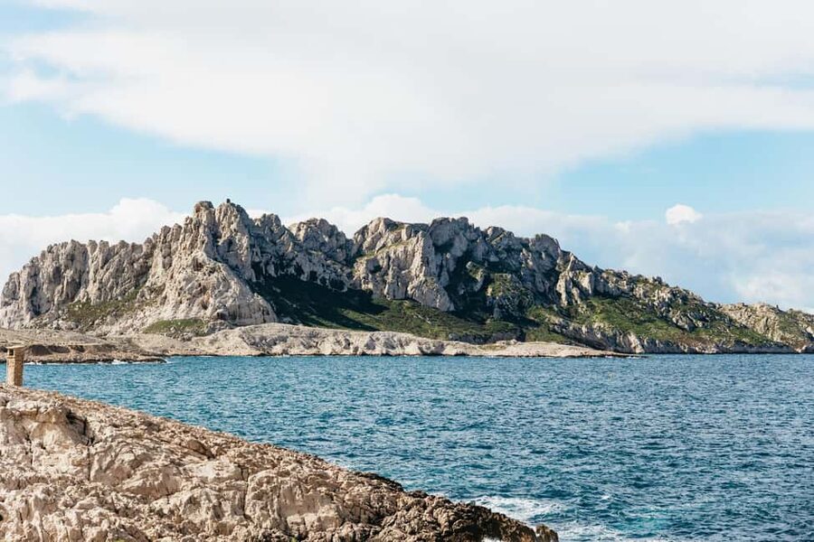 From Marseille: Guided E-Bike Tour to Calanque de Sormiou - Who should book this Sormiou e-bike tour?