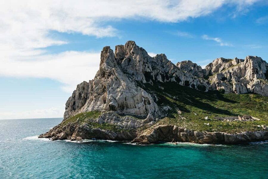 From Marseille: Guided E-Bike Tour to Calanque de Sormiou - Arriving at Calanque de Sormiou