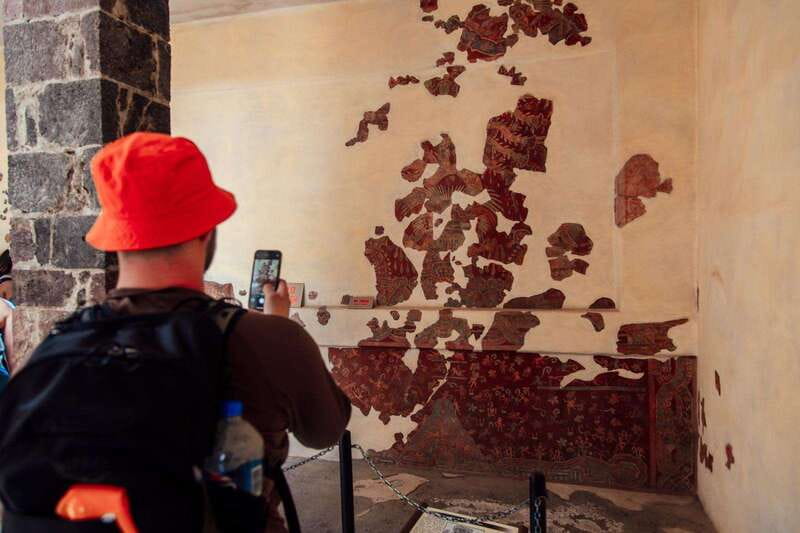 From Mexico City: Teotihuacan Pyramids and Bike Tour - Cycling 10 Kilometers Through the Valley