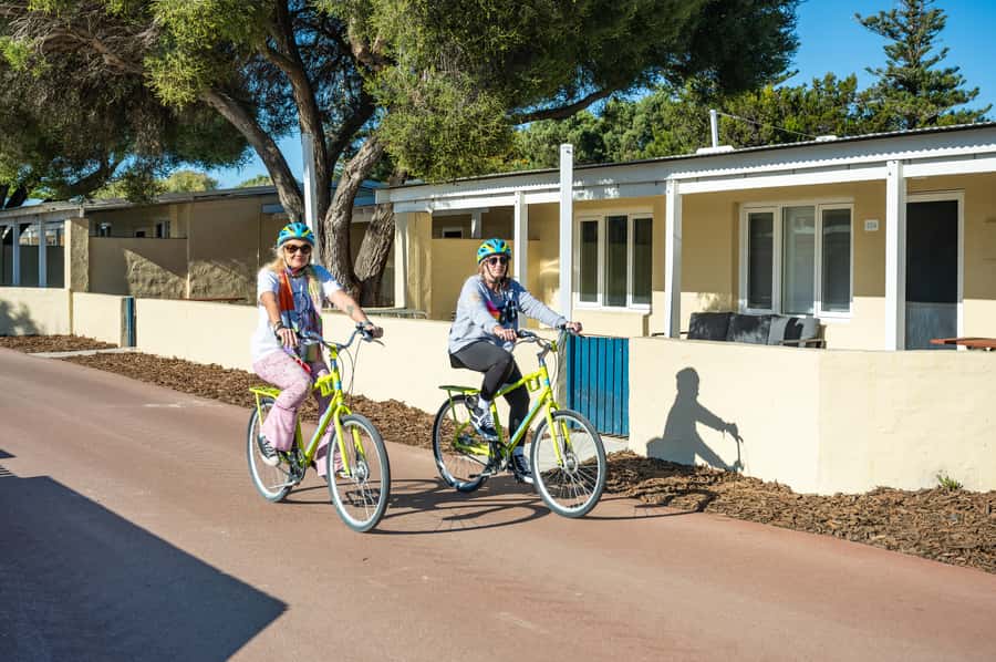 From Perth: Rottnest Island Full-Day Bike and Ferry Trip - How hard is the cycling?