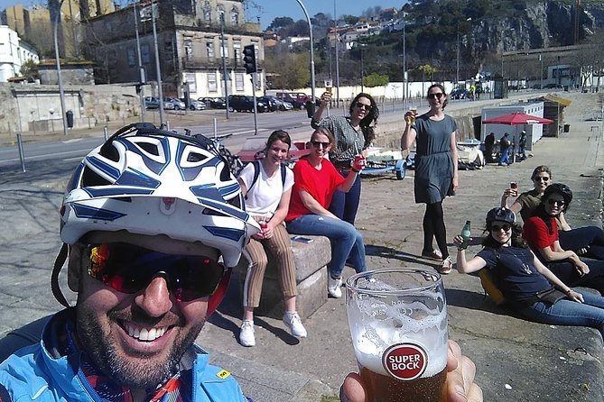 From Porto with view to Gaia: Private Bike Tour #DuckSideOfPorto - What the private format adds