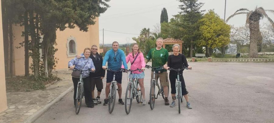 From Sitges: Cycling Tour with Winery visit and Tasting - Should you book the Sitges cycling and winery tour?