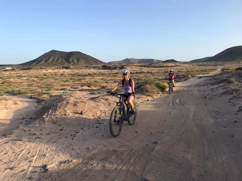 Fuerteventura North: PREMIUM E-bike guided tour - Getting a closer look at a volcano