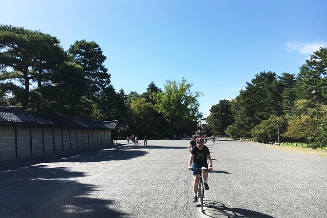Full Day Biking Tour Exploring the Best of Kyoto - Nishi Honganji, a powerful first temple stop