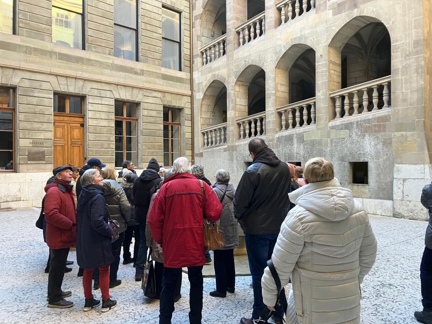 Geneva: United Nations, Old Town and Lake E-Bike Tour - Jet d’Eau and the English Gardens finish