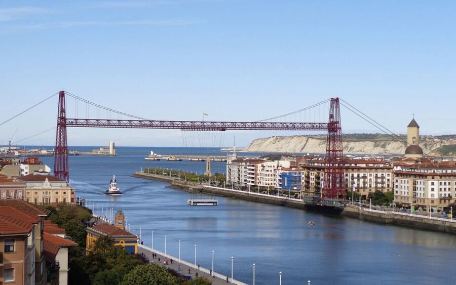 Getxo Seaside E-bike Tour: From Industrial Bilbao to the Sea - Practical details for a smooth day