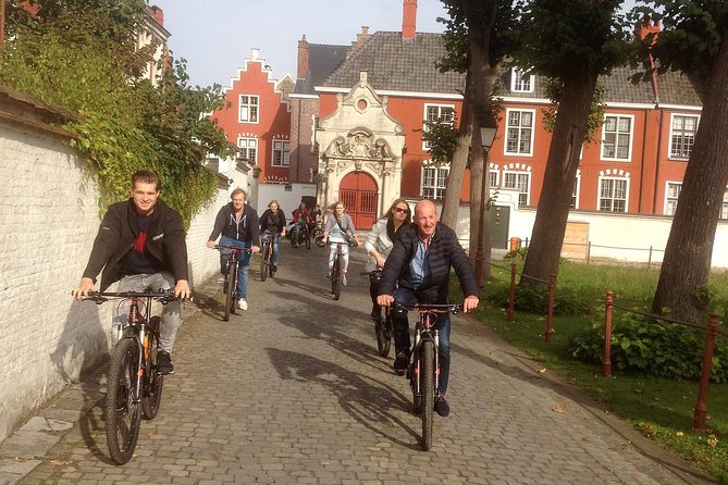 Ghent Bike Tour Off-the-beaten-track - From old communities to reused buildings
