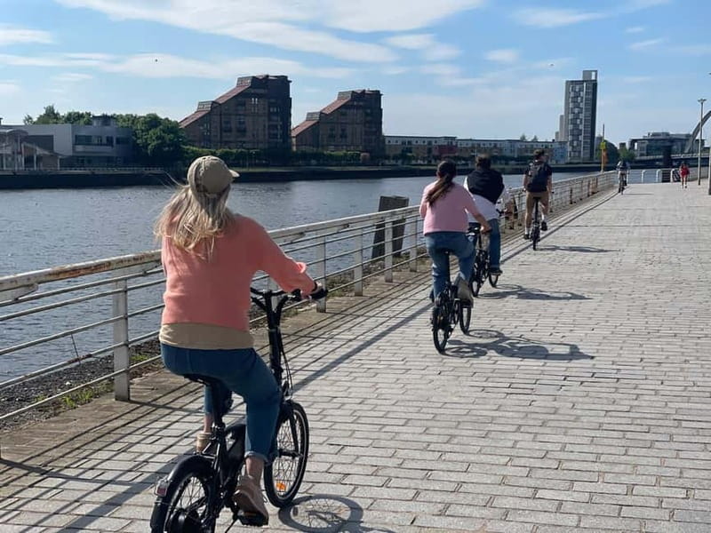 Glasgow: City Highlights Guided Bike Tour - Kelvingrove Museum and the West End