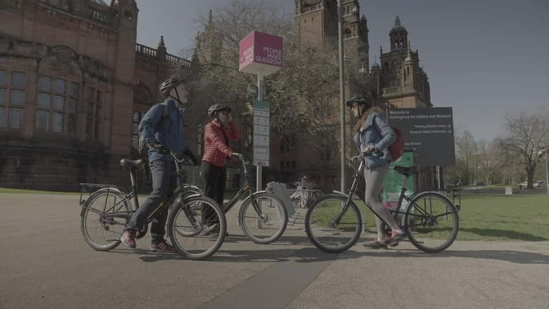 Glasgow: City Highlights Guided Bike Tour - Glasgow University and its famous hilltop profile