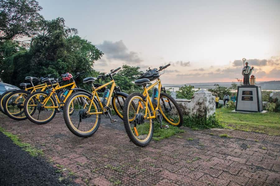 Goa: Old Goa and Divar Island E-Bike Tour with Snacks - What the $40 price includes