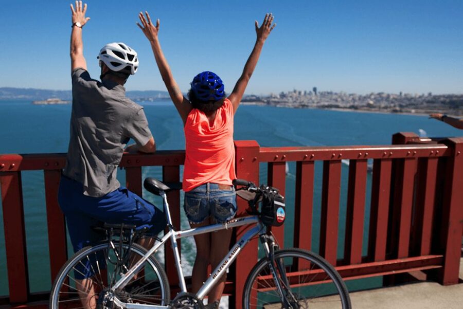 Golden Gate Bridge: Electric Bike Guided Tour to Sausalito - The Golden Gate Bridge crossing