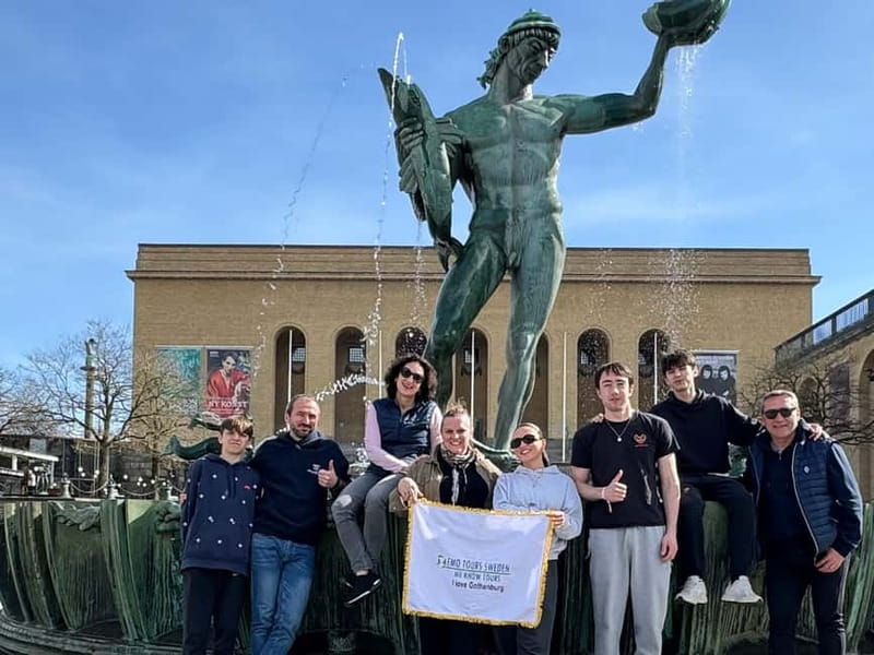 Gothenburg: City Highlights Bike Tour with Transfer - Gustav Adolf Square and Gothenburg’s civic center