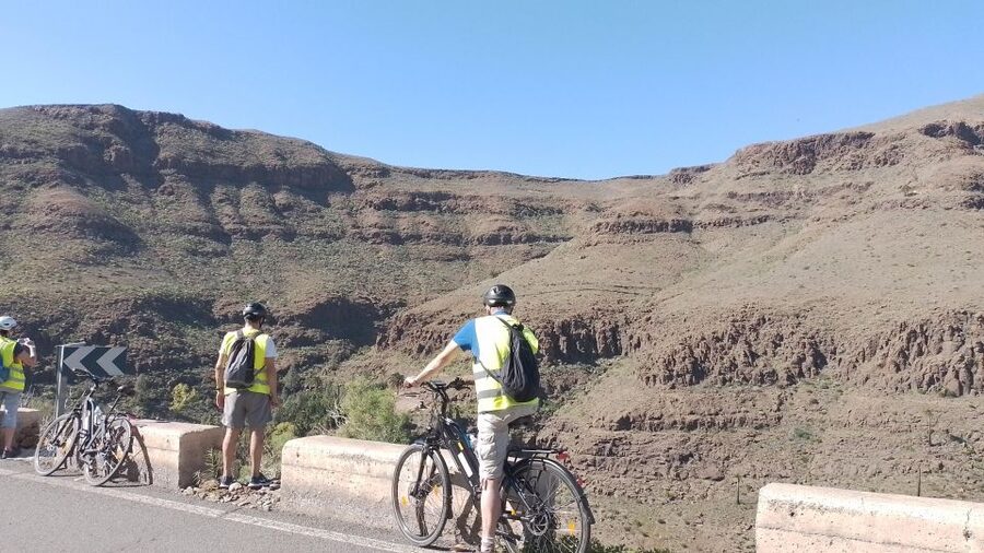 Gran Canaria: 4 Hour - 7 Day E-Bike Rental 80km battery life - Family rules and rider limits