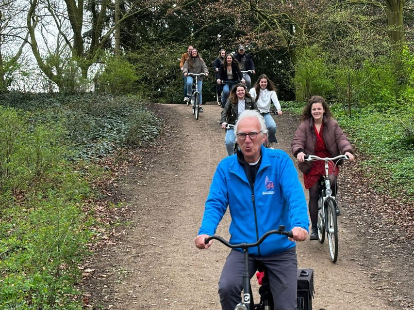 Groningen: City Highlights Bike Tour - Oosterparkwijk shows another side of the city