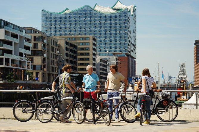 Guided Hamburg City Bike Tour - Jungfernstieg and the Alster