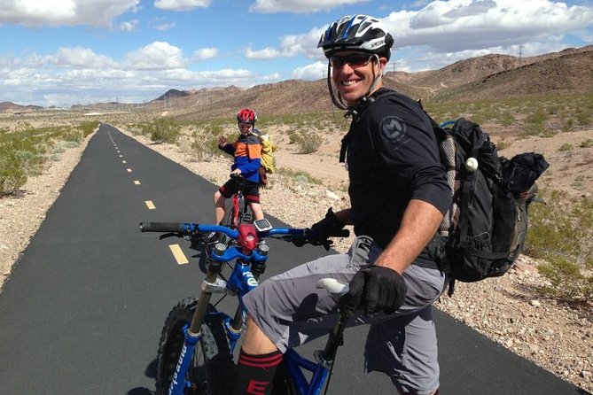 Guided or Self-Guided Road Bike Tour of Red Rock Canyon - Leaving the Strip for Red Rock Canyon